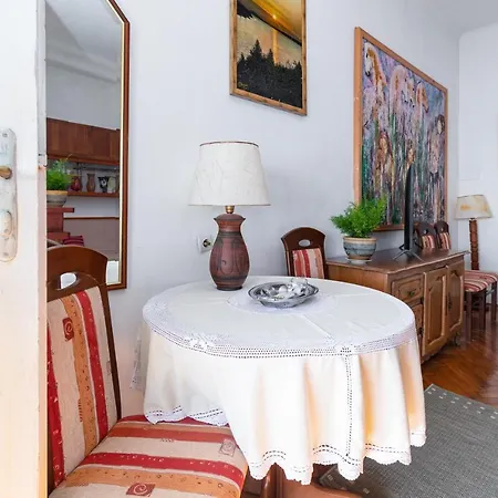 - Volosko 7912a 오파티아