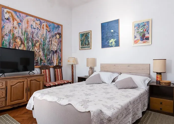 - Volosko 7912a * Opatija