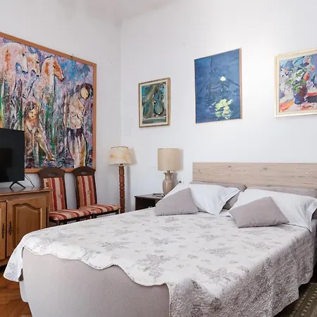 - Volosko 7912a * Opatija