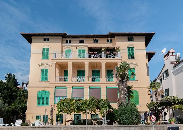 - Volosko 7912a Lejlighed Opatija